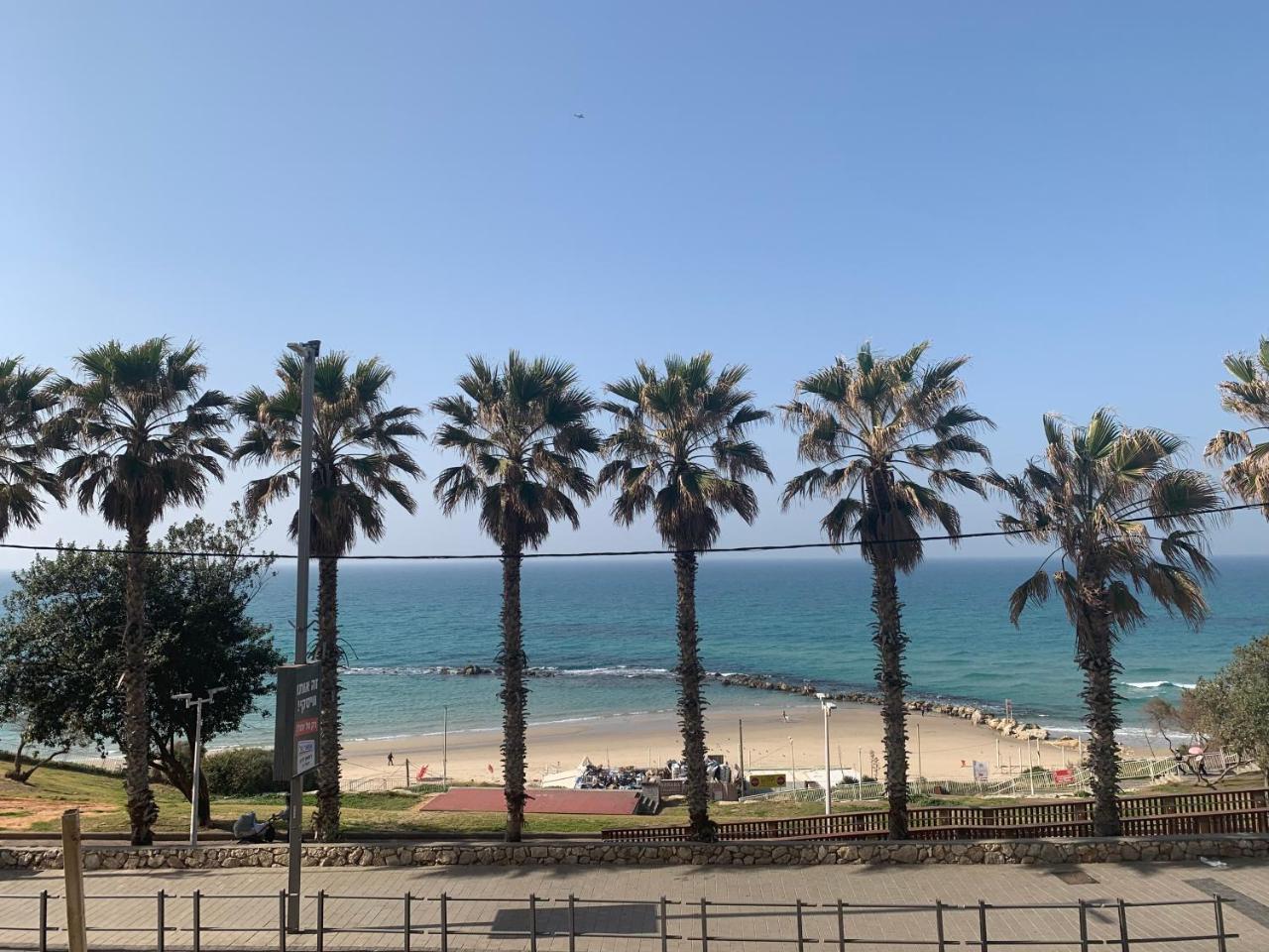 Spat Beach Bat Jám Kültér fotó